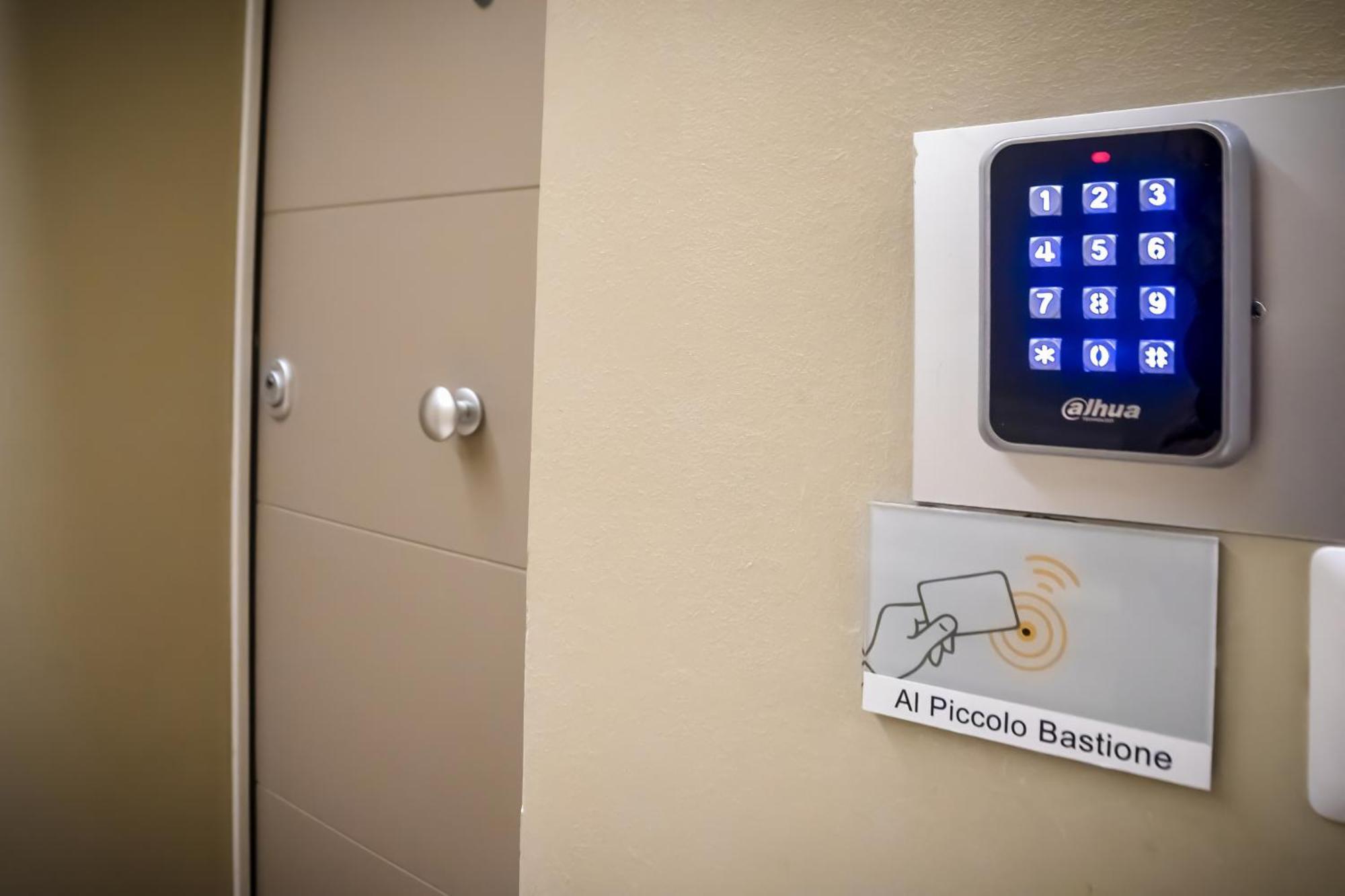 Al Piccolo Bastione Apartment Катания Екстериор снимка